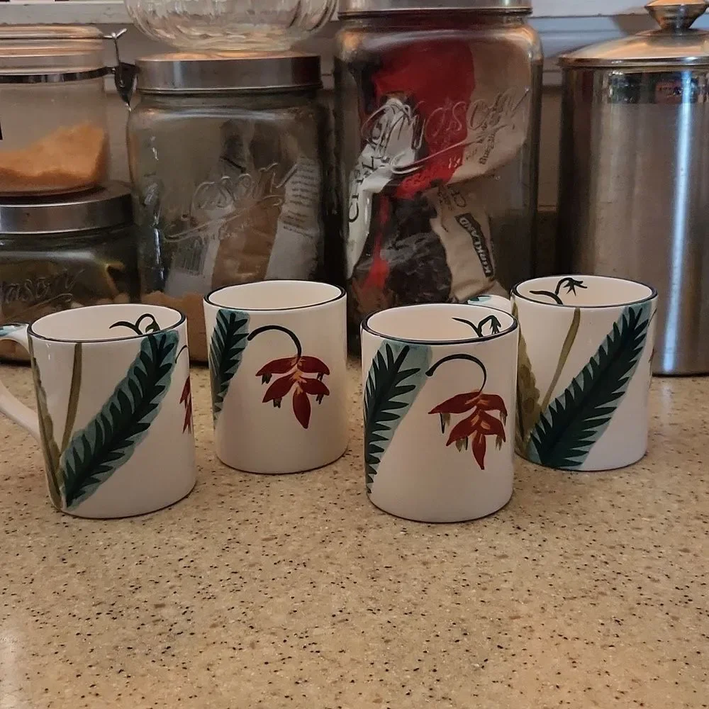 Kauha'le Living Lobster Claw Cup Set of 4
